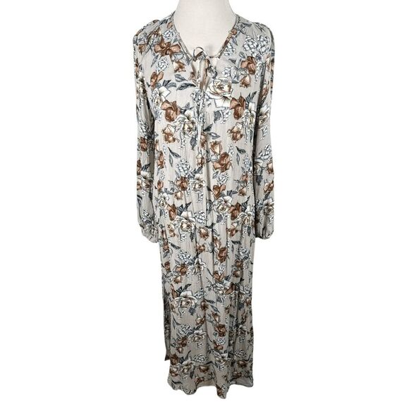 Natural Life Amelia Maxi Dress V-neck Gray Rose floral Crinkle Boho Size L NWT - Picture 1 of 11